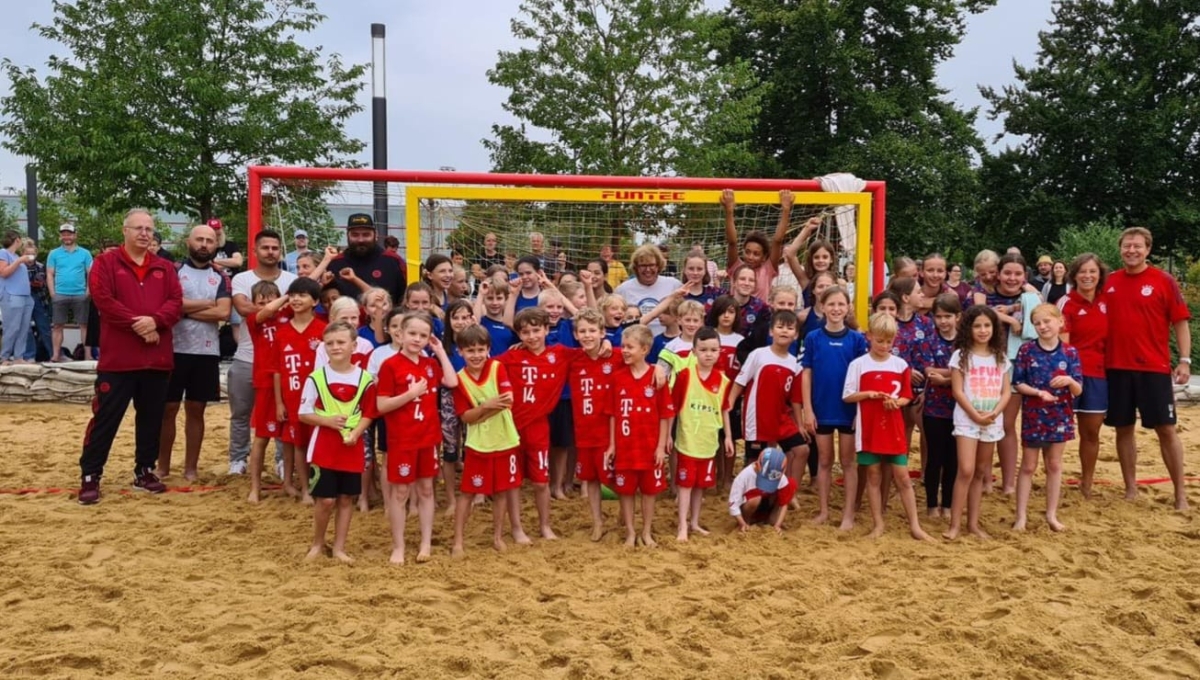 Handball SG Süd/Blumenau News - Beachhandball beim FCB - Saisonabschluss der Kinder